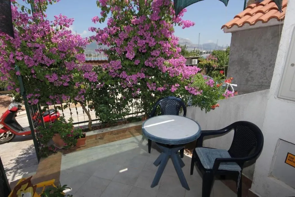 Apartment Bello Split 0*,  Croatia